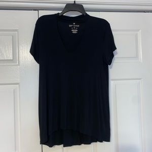 AEO V-Neck Choker Tee - black